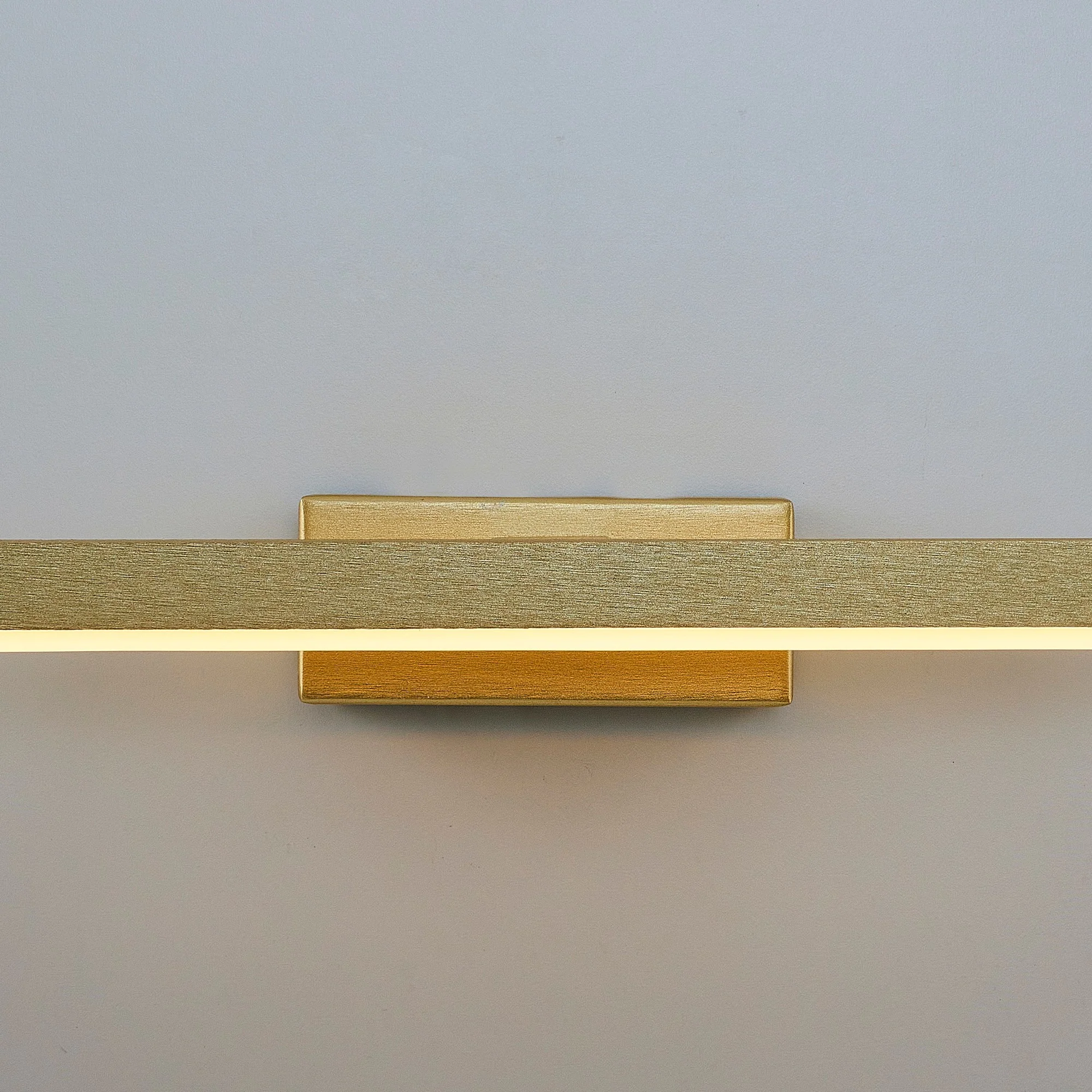 Aplique De Pared, Metal , Anticuario, 60x5x13, Casquillo 1 X 12 W Led - Image 3