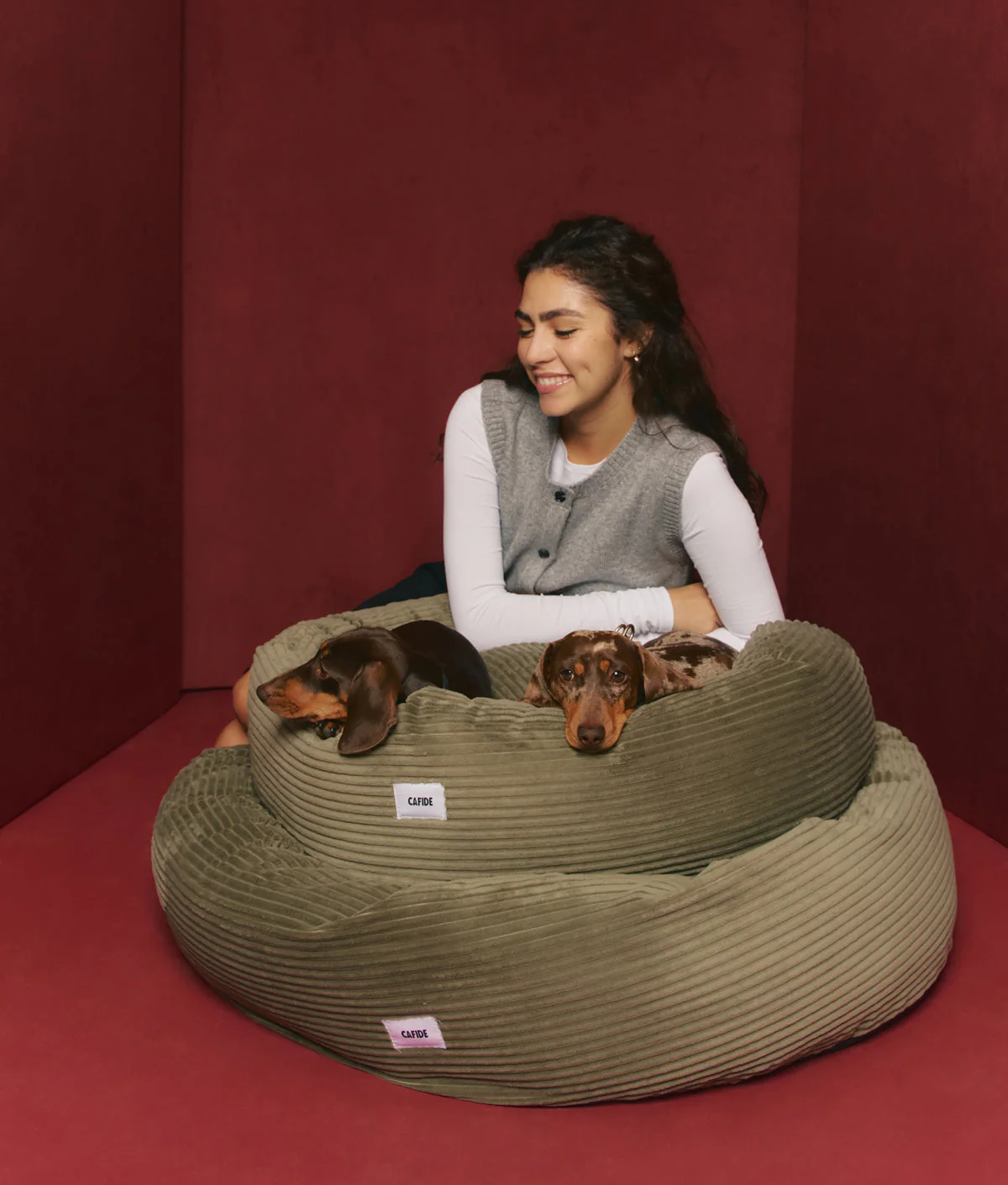 Cafide Cama Donut Para Perro Con Tejido De Pana Verde. Modelo Nuba. Talla L (100x100x25 Cm) - Image 2