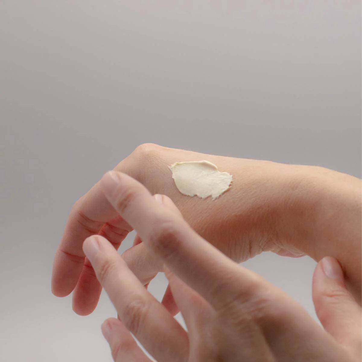 Crema Facial Blanqueadora Labnatur | Unifica El Tono Y Aporta Luminosidad | Cuidado Facial Diario | Piel Radiante | 50 M - Image 2