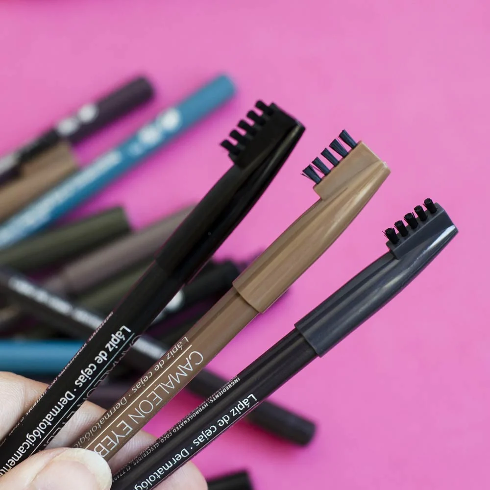 Lápiz De Cejas Negro Camaleon Cosmetics - Image 4