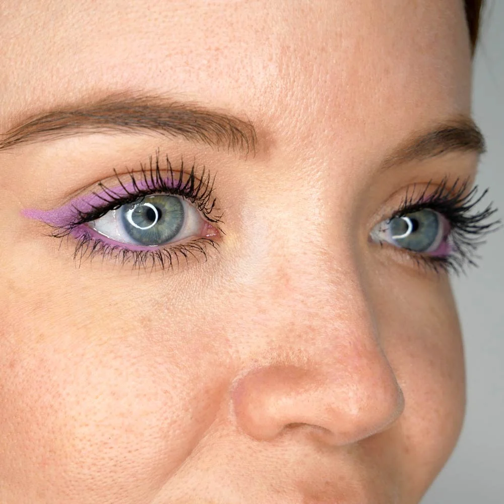 Lápiz De Ojos Rosa Camaleon Cosmetics - Image 2