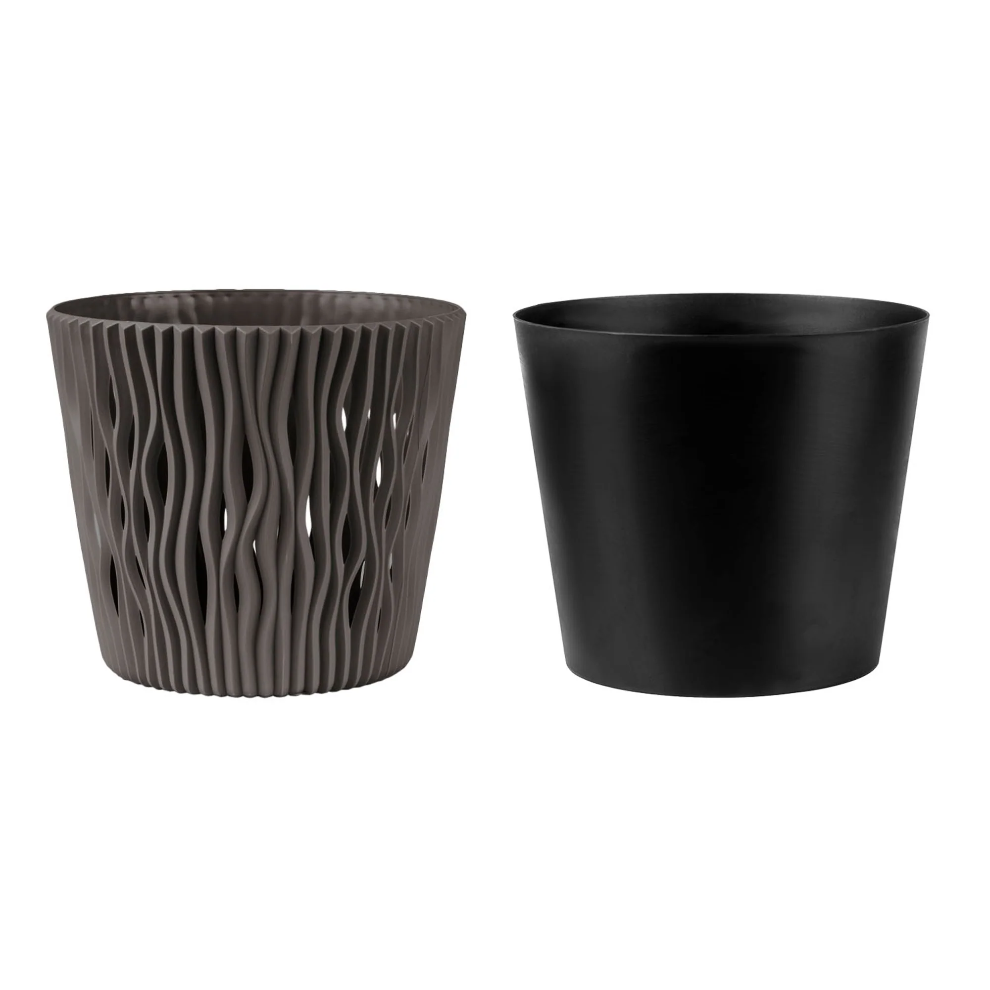 Maceta Redonda De Plastico Sandy Round En Color Gris 12 (largo) X 12 (ancho) X 11,1 (alto) Cm - Image 3