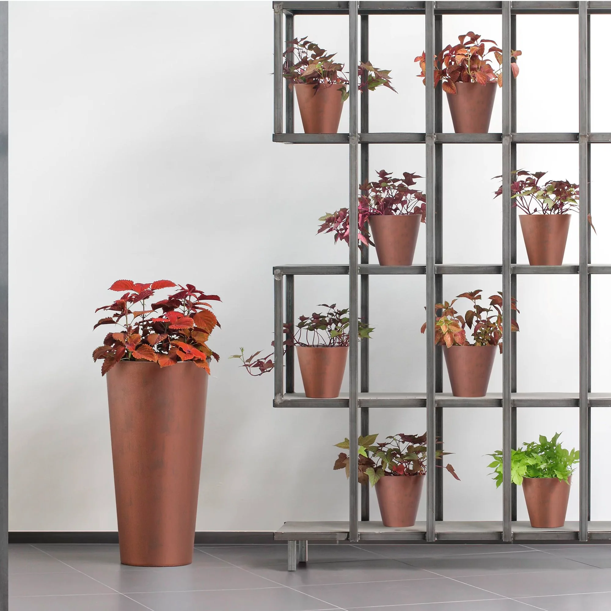 Maceta Tubus Corten 28,5l., Dimensiones (mm) 400x400x373, Color Cobre - Image 5