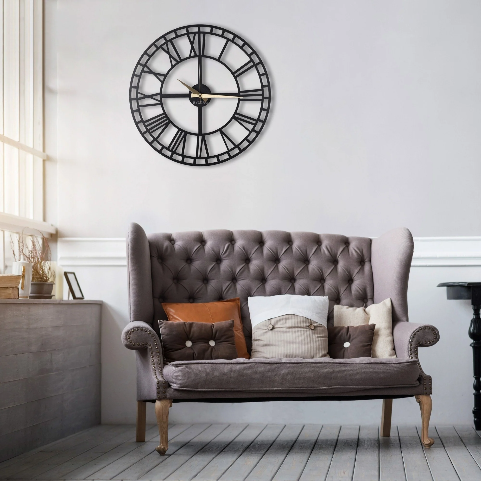 Reloj De Pared Metal Números Romanos 50x50 - Image 5