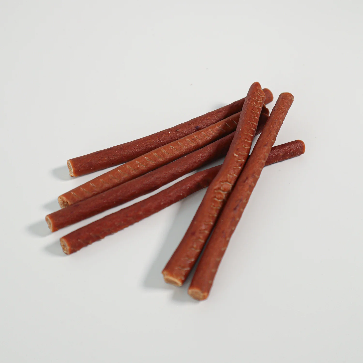 Snack Para Perro En Barritas Semihúmedas De Salmón 12 Paq X (100gr) Wuapu - Image 2