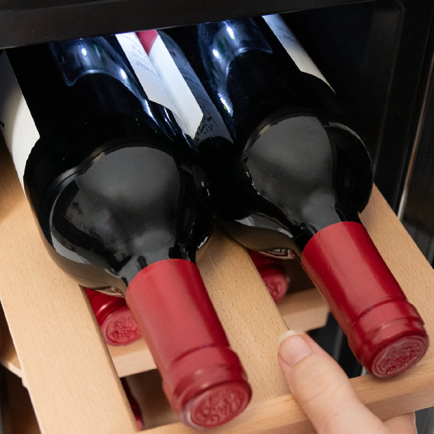 Vinoteca 8 Botellas Bolero Grandsommelier 830 Coolwood, Termoeléctrica, Bajo Nivel Sonoro Y Alto Rendimiento, Temperatura Regulable: 8-18ºc, Panel D - Image 3